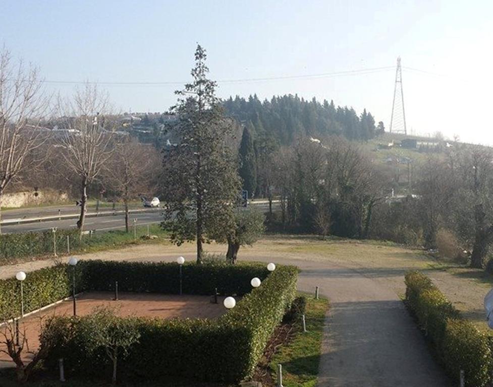 Hotel Main Street Cerasolo Exterior foto